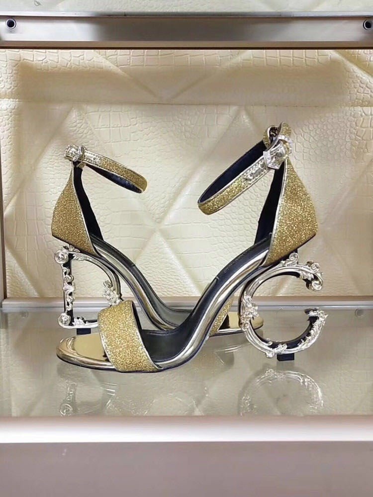 Gold high heels - IVOIRART.COM