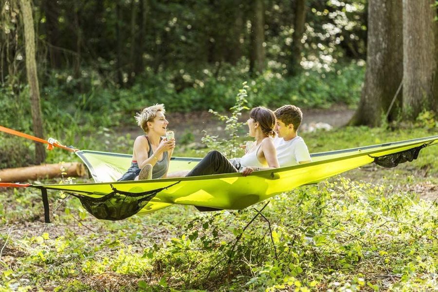 Hamac Multi-personnes Design Triangulaire Portable Tapis Aérien Multifonction 3 Points - IVOIRART.COM