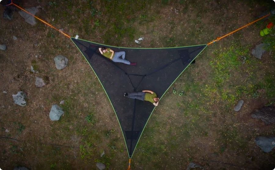 Hamac Multi-personnes Design Triangulaire Portable Tapis Aérien Multifonction 3 Points - IVOIRART.COM