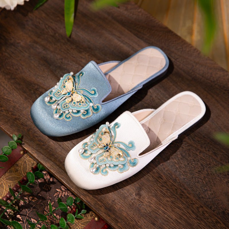 Handmade Butterfly Closed-Toe Mule Shoes For Women -Comfortable Flat Cloth Shoes, Hanfu & Qipao Shoes, Vintage Embroidered Flats - IVOIRART.COM