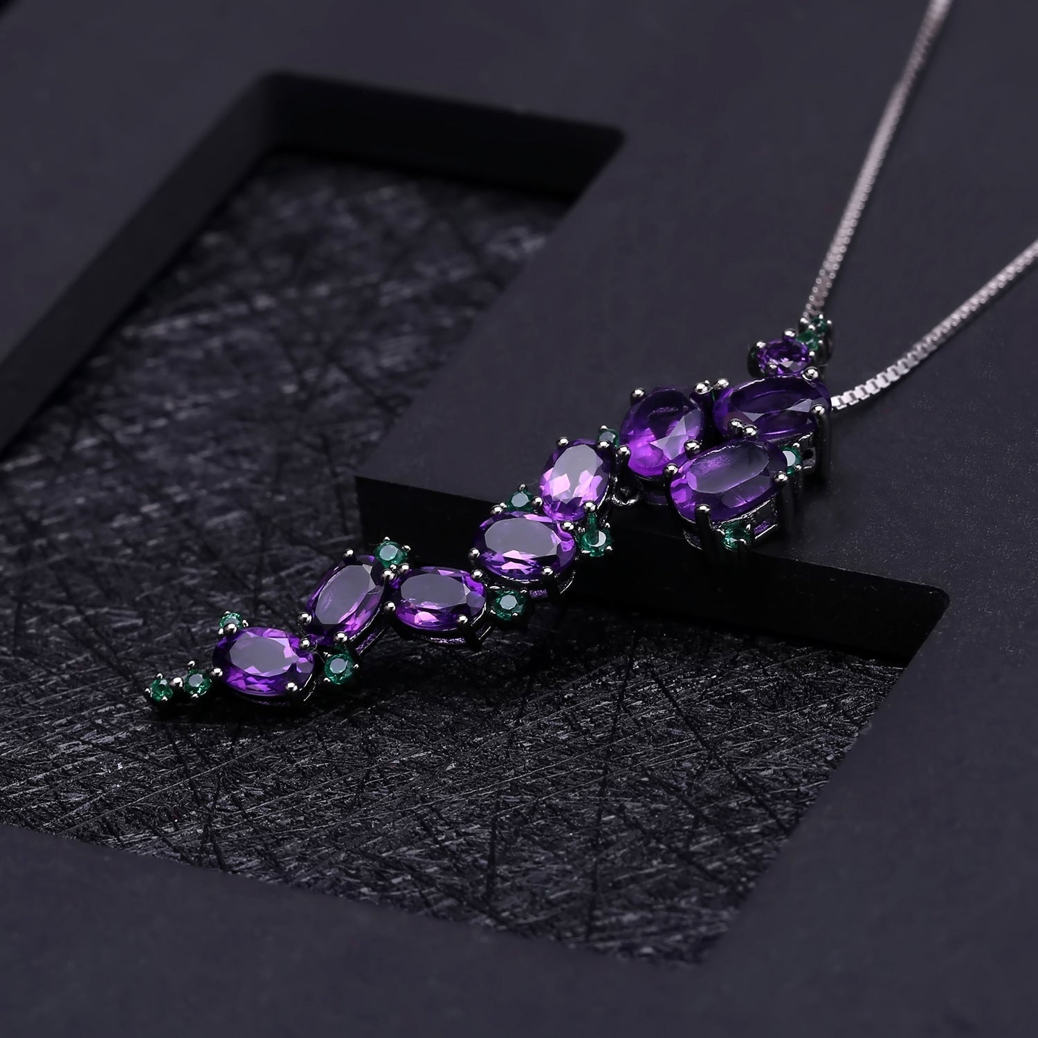 Inlaid with Exaggerated Amethyst Handmade Jewelry - IVOIRART.COM