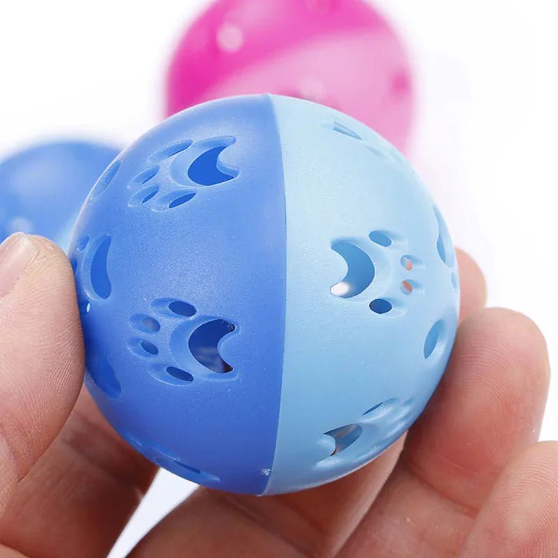 Jouet pour chat en plastique creux - balle sonore pour animal de compagnie 5CM - IVOIRART.COM
