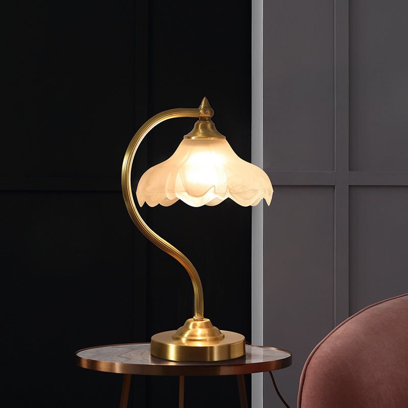 Lampe de chevet élégante pour chambre à coucher en cuivre et verre 23 cm x 42 cm - IVOIRART.COM