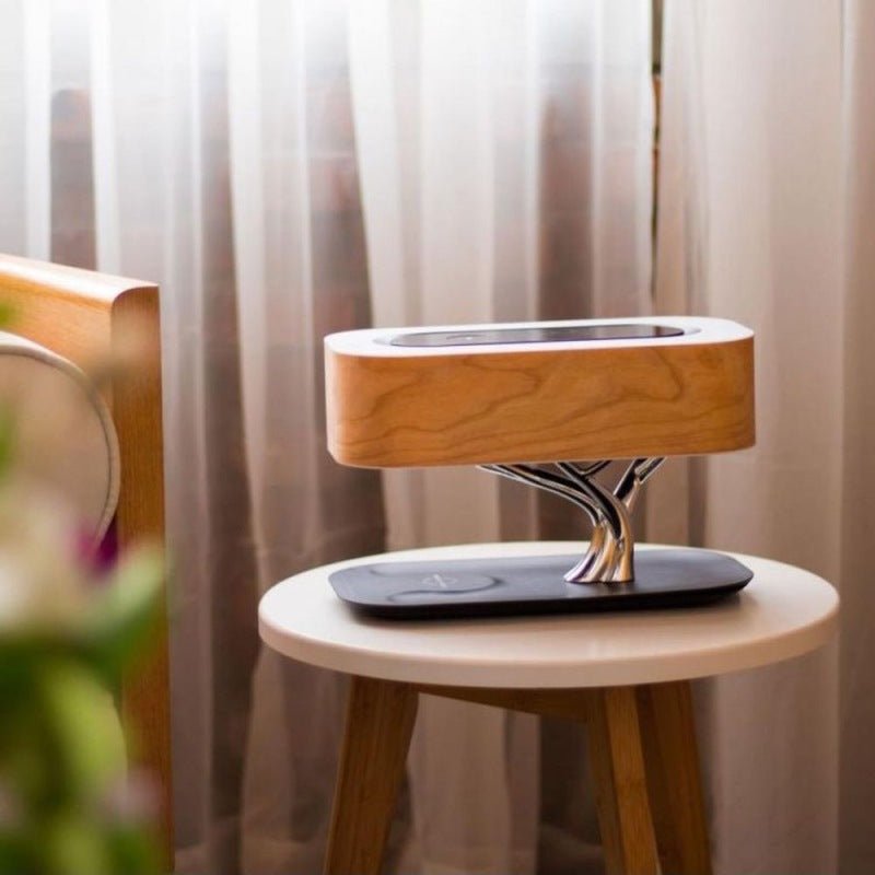 Lampe de Table Arbre Créative avec Haut-Parleur Bluetooth, Chargement Sans Fil et Gradation - IVOIRART.COM
