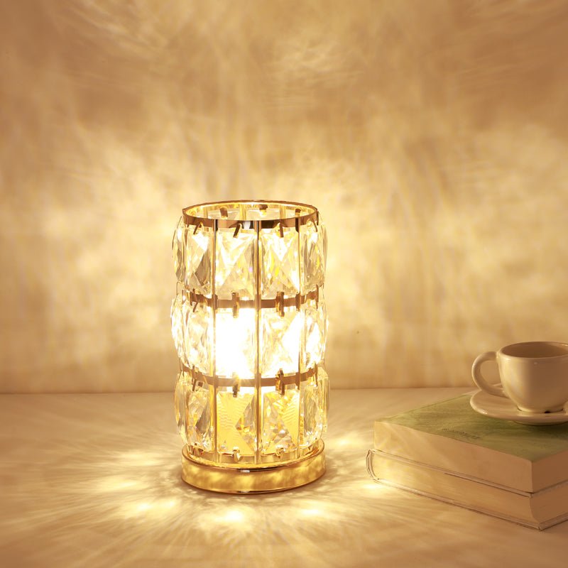 Lampe de table mariage élégante pour chambre lampe de chevet dorée en fer et cristal - IVOIRART.COM