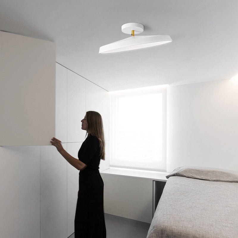 Lampe Plafonnier Moderne Simple Scandinave pour Chambre, Couloir et Hall - IVOIRART.COM