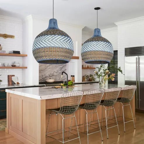 Lampe suspendue en bambou pour hôtel et restaurant – lampe de couloir artisanale - IVOIRART.COM