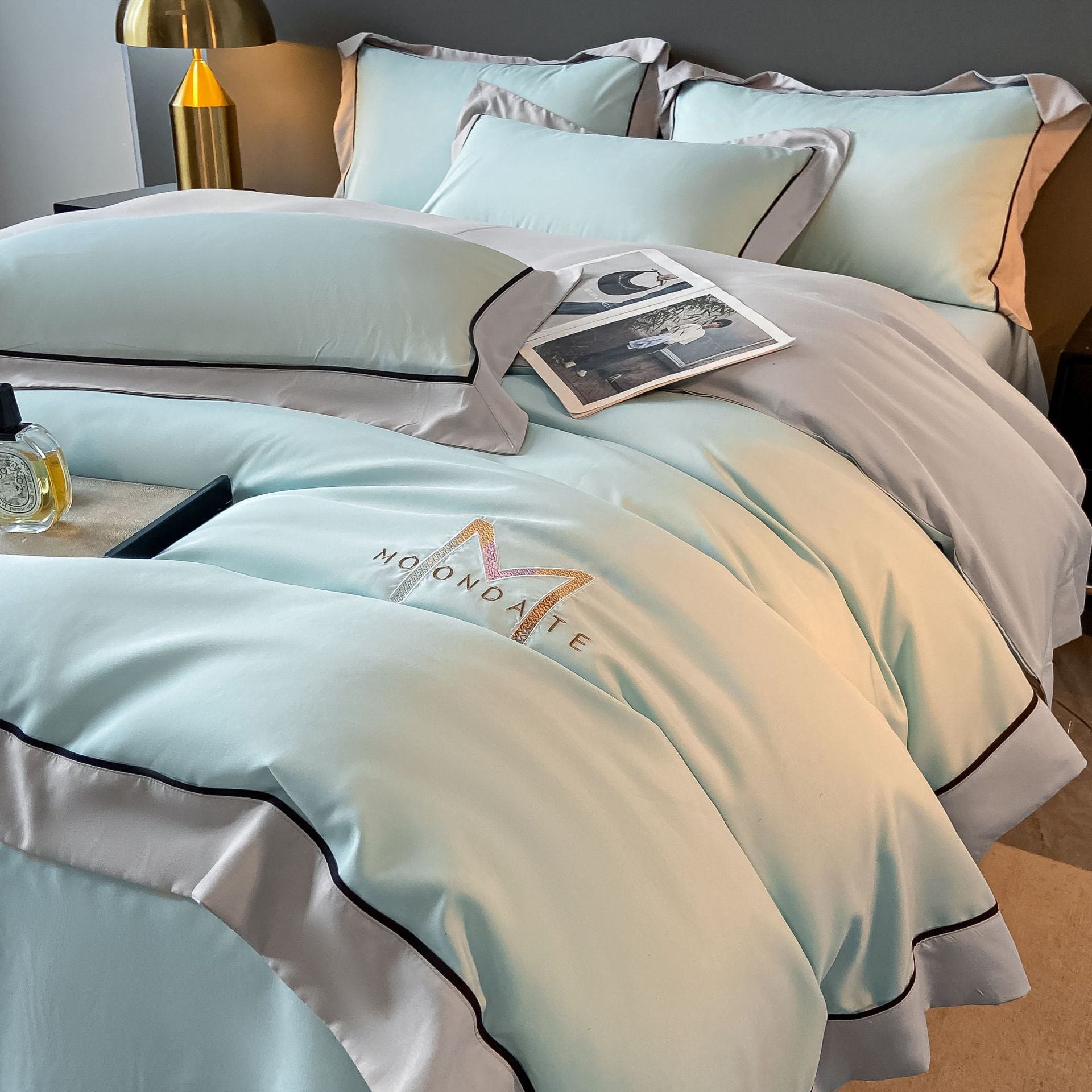 Light Luxury Brushed Four-piece Set Advanced Embroidery Cotton - IVOIRART.COM
