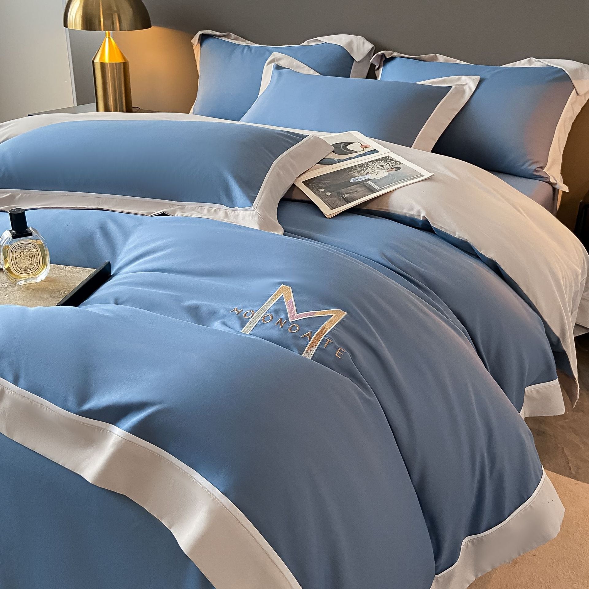 Light Luxury Brushed Four-piece Set Advanced Embroidery Cotton - IVOIRART.COM