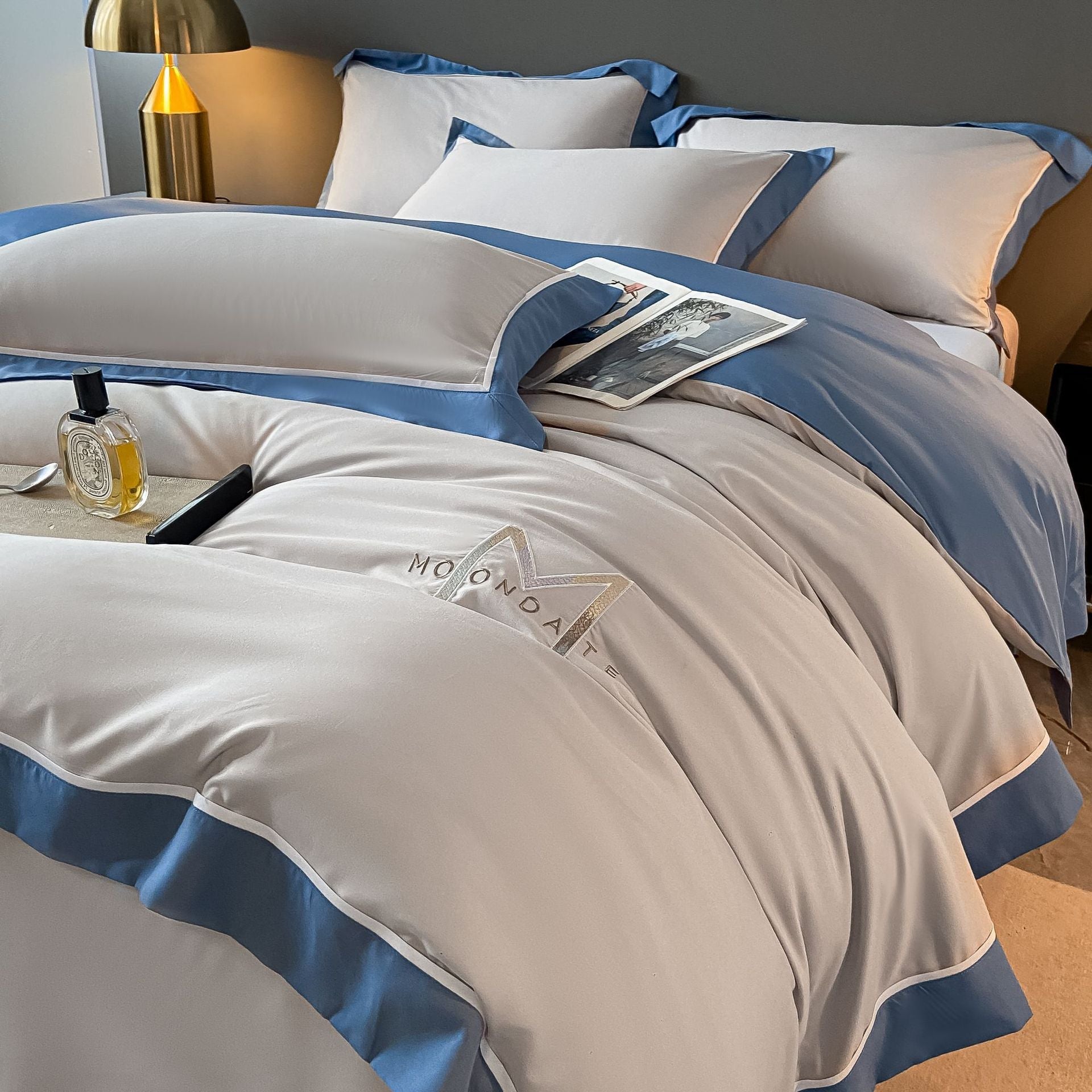 Light Luxury Brushed Four-piece Set Advanced Embroidery Cotton - IVOIRART.COM