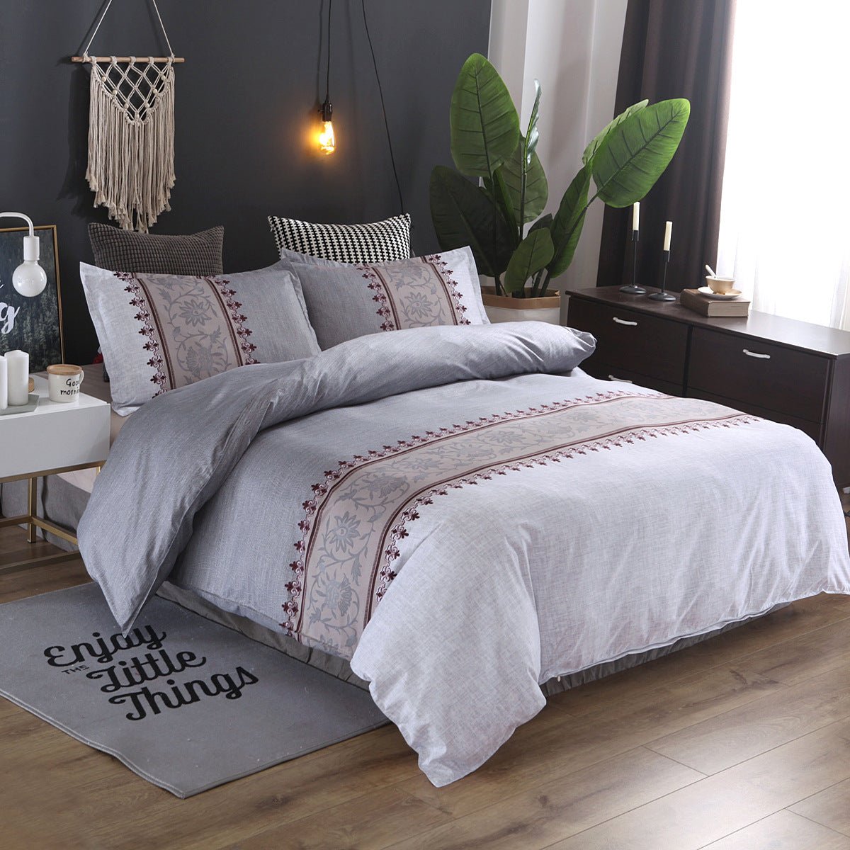 Literie unie simple en polyester 100 % pour une chambre élégante et apaisante - IVOIRART.COM