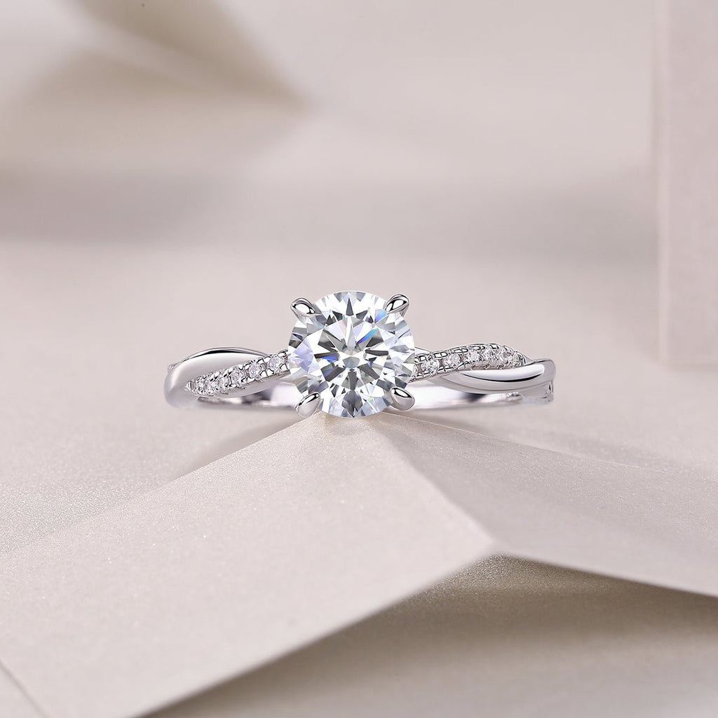 Looking Forward To Your Return - A 1-carat Top-quality Moissanite S925 Silver Platinum-plated Diamond Wedding Ring. The Ring Can Be Inspected With A Diamond Pen - IVOIRART.COM