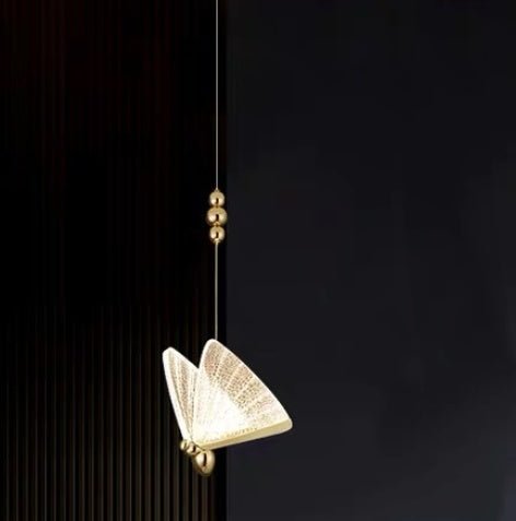 Lustre Papillon en Vente – Lampe d'Intérieur Artistique pour Salon, Chambre, Escalier - IVOIRART.COM