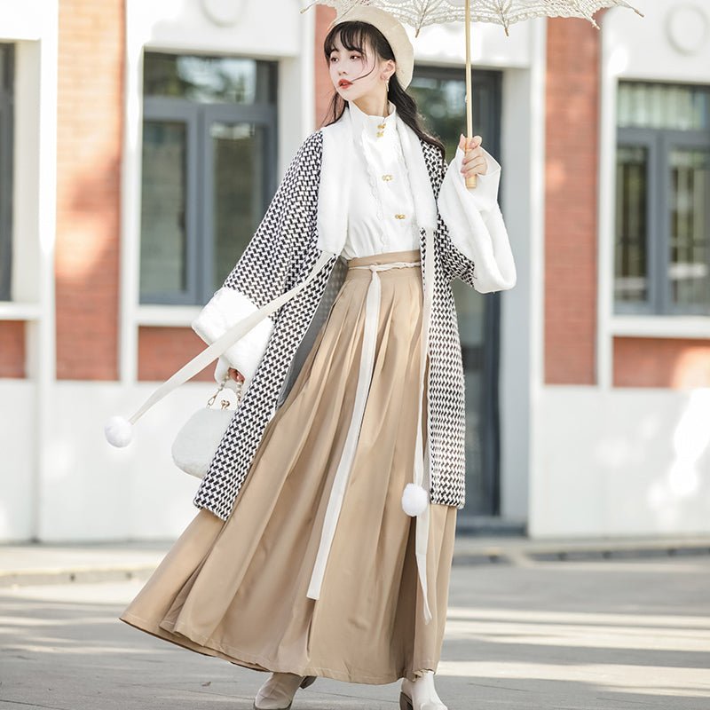 Manteau ancien pour femme Hanfu avec manteau blanc en velours, blouse et jupe plissée - IVOIRART.COM