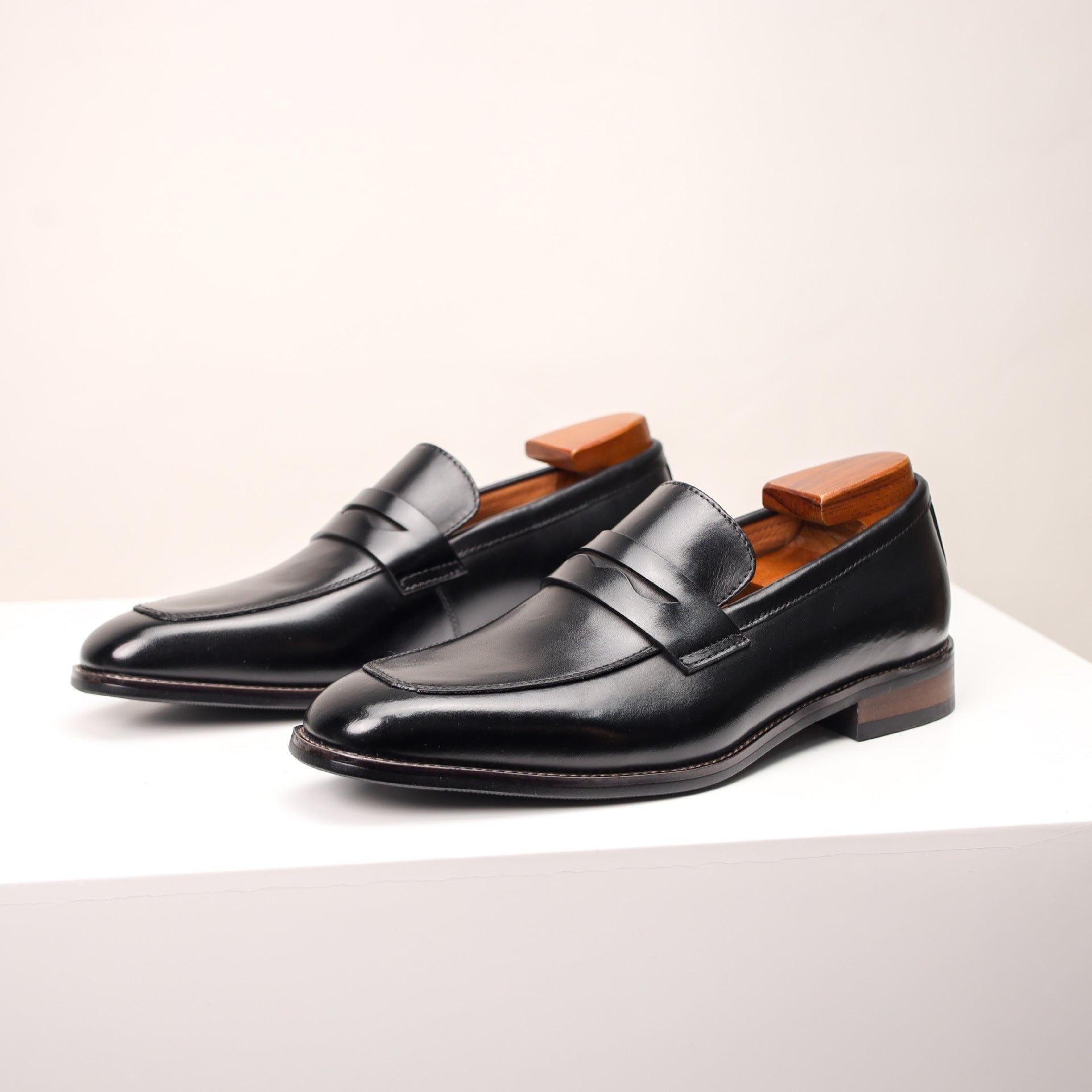 Men's Leather Shoes Business First Layer Cowhide Lazy - IVOIRART.COM