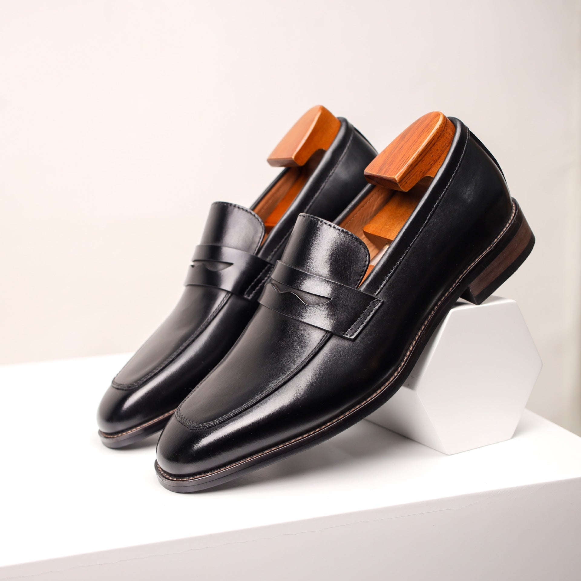 Men's Leather Shoes Business First Layer Cowhide Lazy - IVOIRART.COM