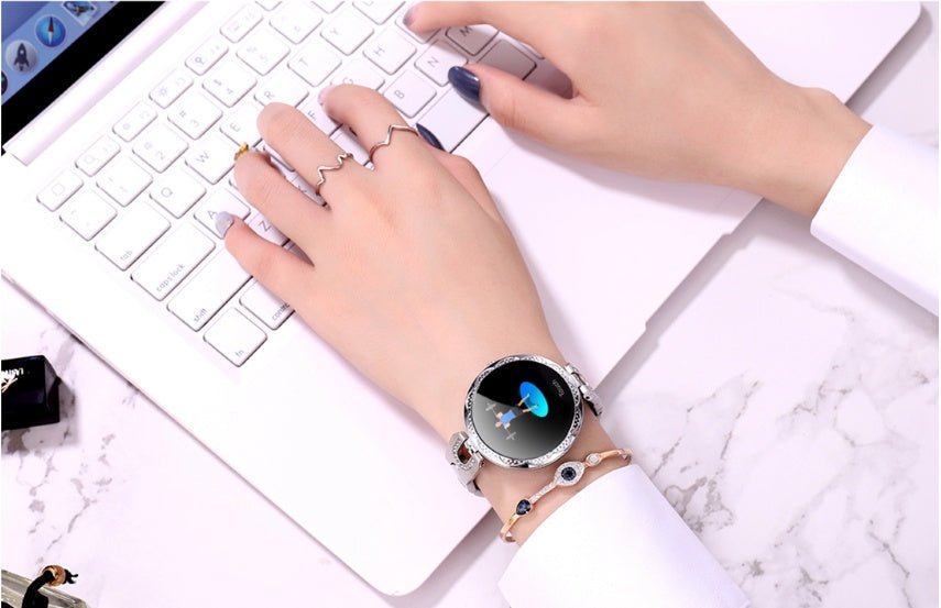 Montre Connectée Féminine Élégante Étanche avec Moniteur de Fréquence Cardiaque - IVOIRART.COM