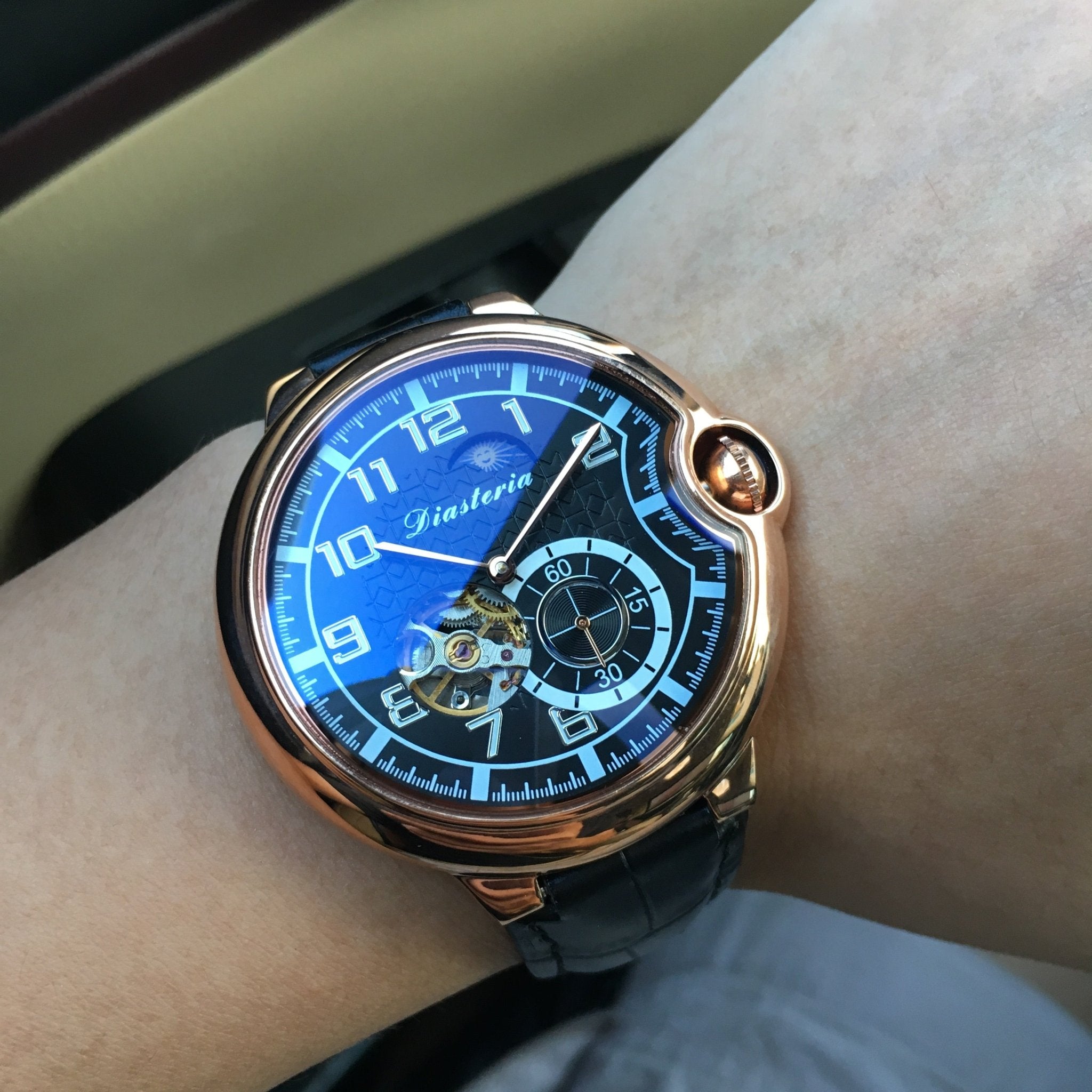 Montre mécanique en cuir véritable pour homme au style sport élégant et robuste - IVOIRART.COM