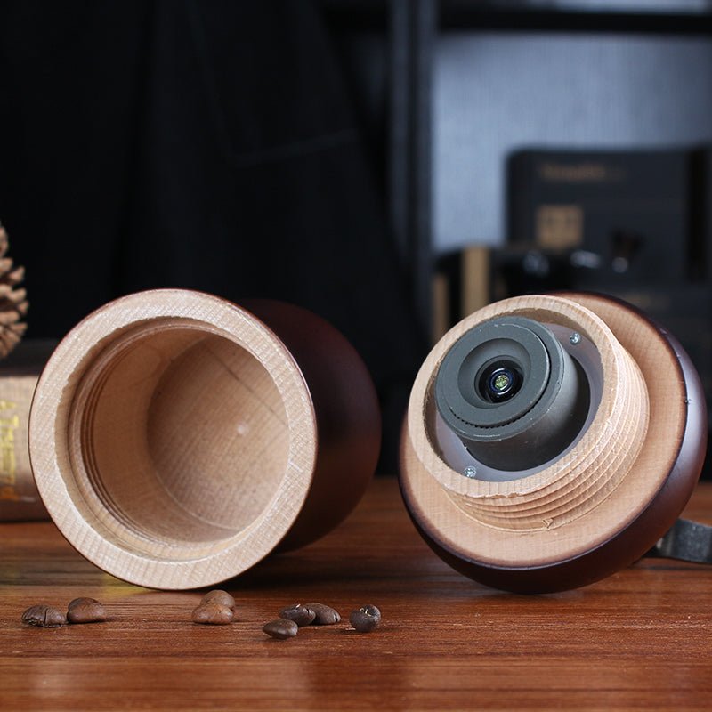 Moulin à café manuel en bois massif avec manivelle — broyeur baril traditionnel. - IVOIRART.COM