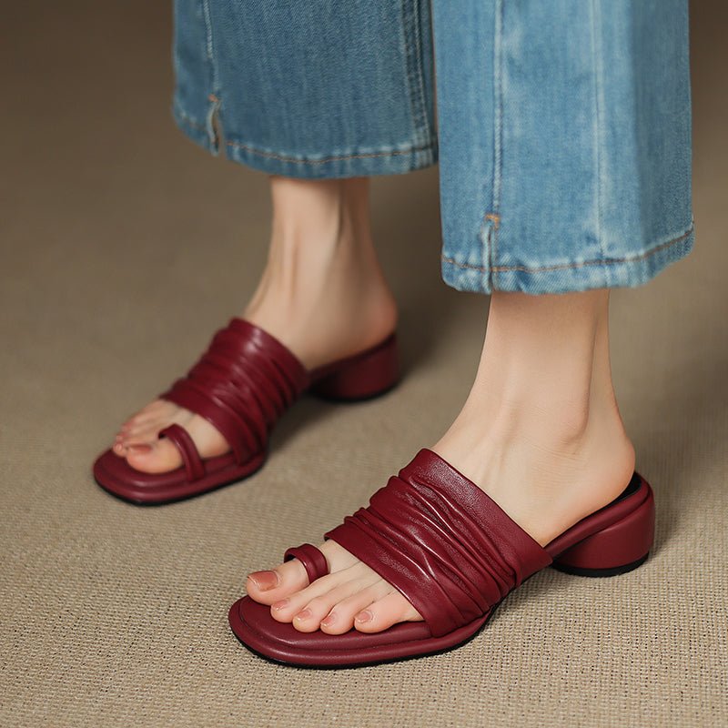 Mules artisanales pour femmes en peau de mouton véritable, talon bloc et boucle orteil - IVOIRART.COM