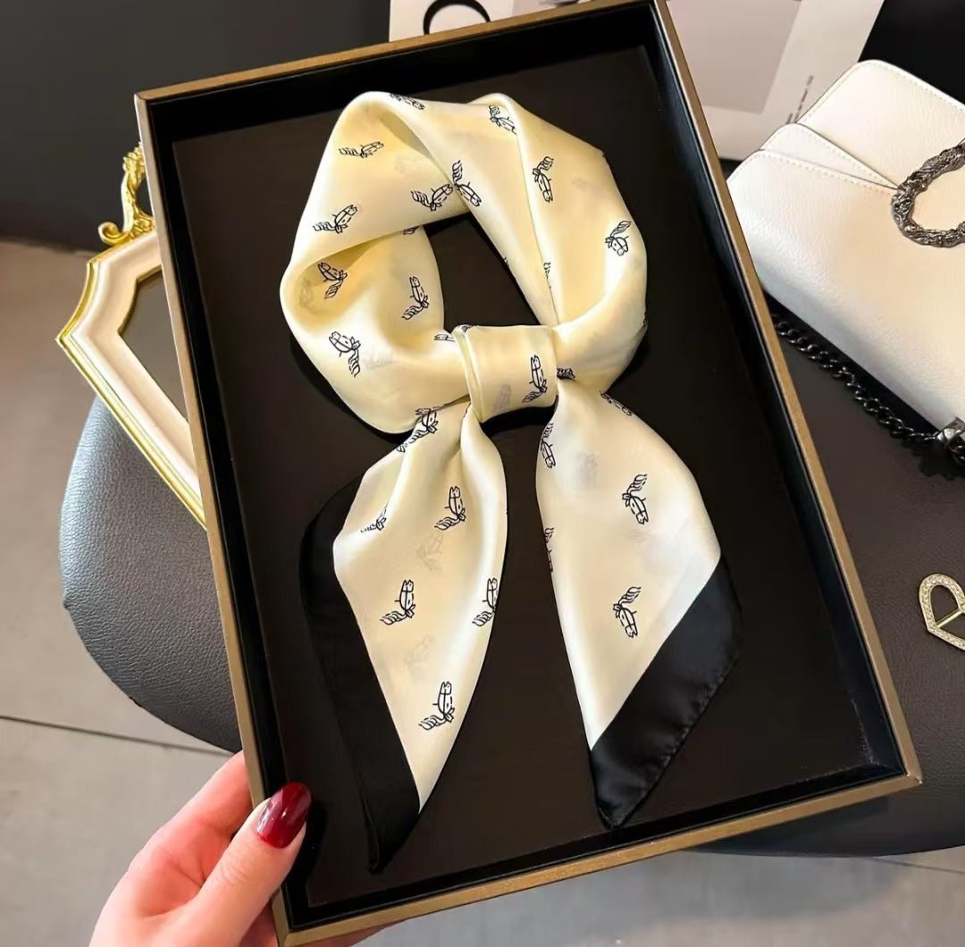 Nouveau Foulard Carré Polyvalent en Soie Imitation pour Femme - Élégant et Pratique - IVOIRART.COM