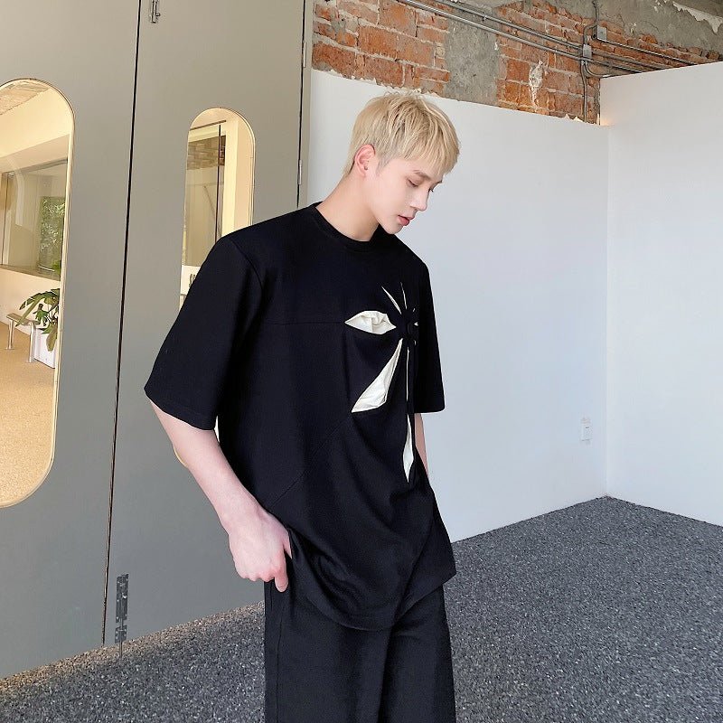 Nouveau T-shirt à Manches Courtes à Motifs Abstraits en Relief pour Jeunes Urbains Sombres - IVOIRART.COM