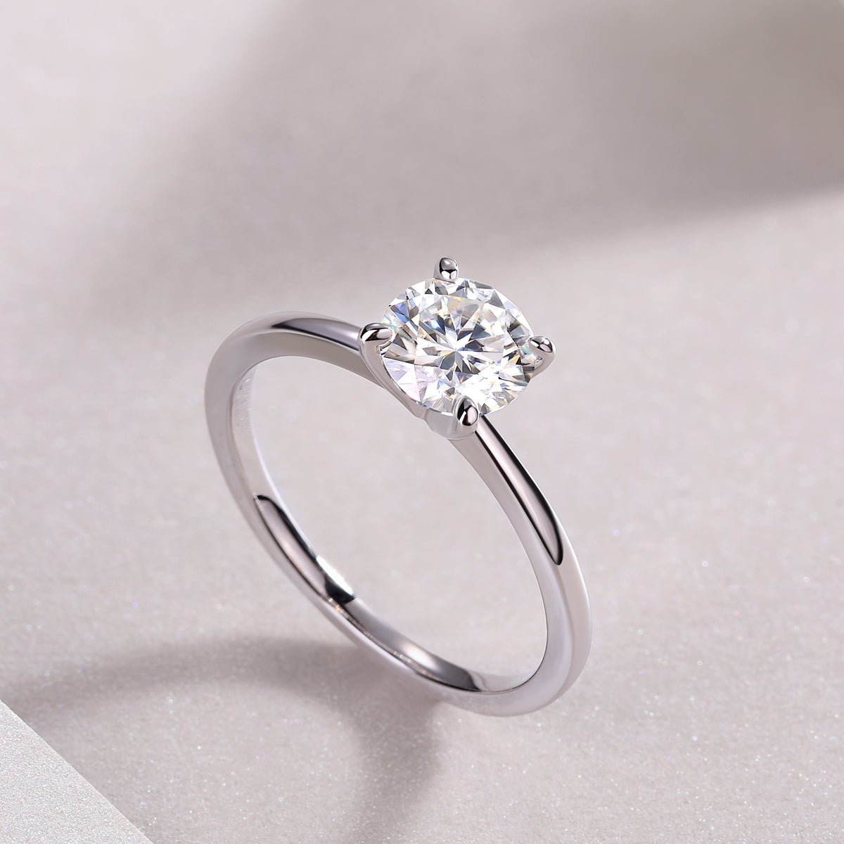 Oath - Set With 1-2 Carat Top-quality Moissanite S925 Silver And Platinum-plated Diamond Wedding Ring. The Ring Can Be Tested With A Diamond Pen. Gold Rose Gold - IVOIRART.COM