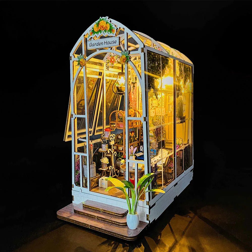 Ornement Mini Serre de Bureau Assemblée à la Main, Modèle Décoratif en Bois - IVOIRART.COM