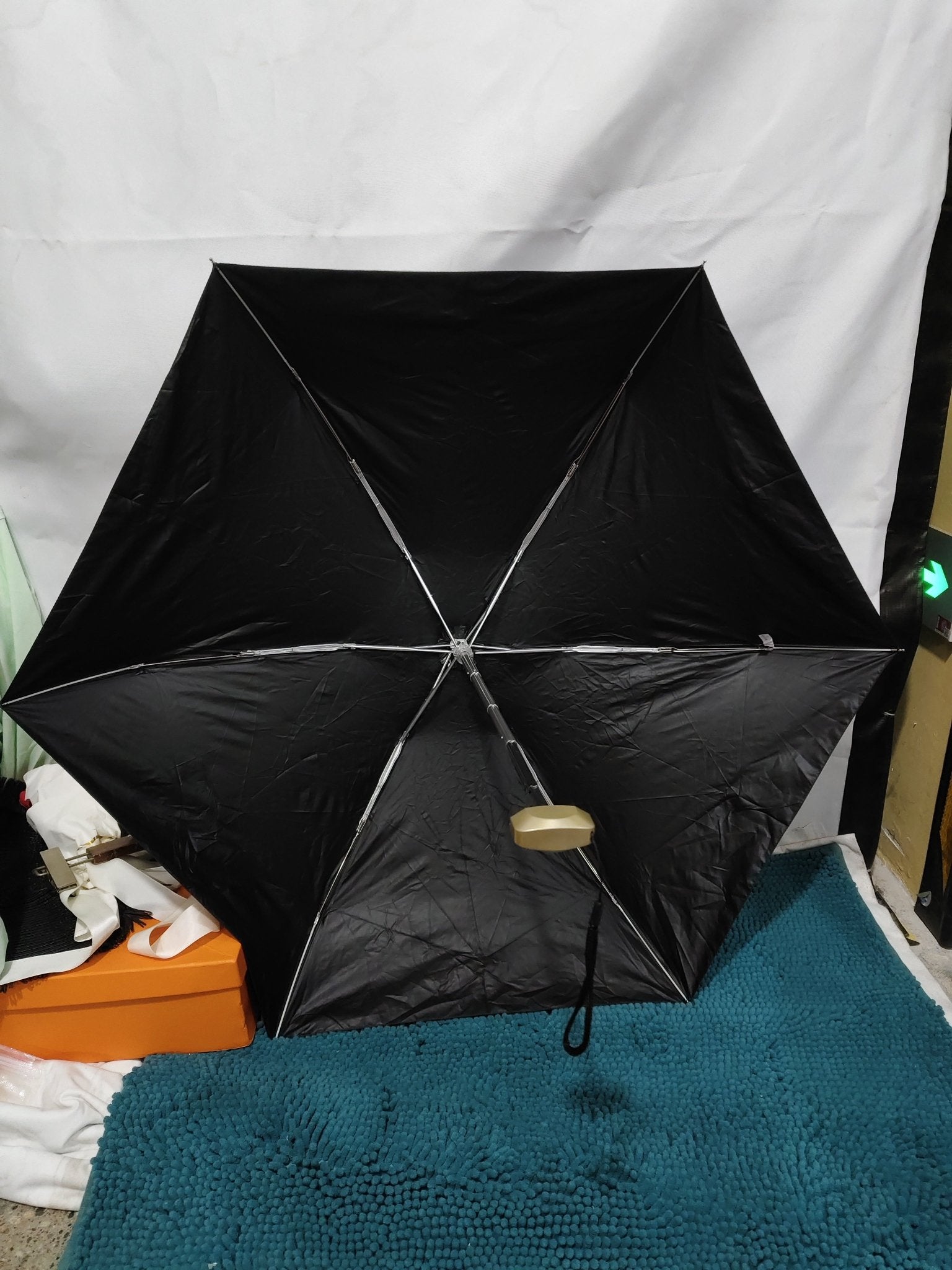 Parapluie UV Automatique Mini Slim avec 6 Baleines - Compact et Élégant - IVOIRART.COM