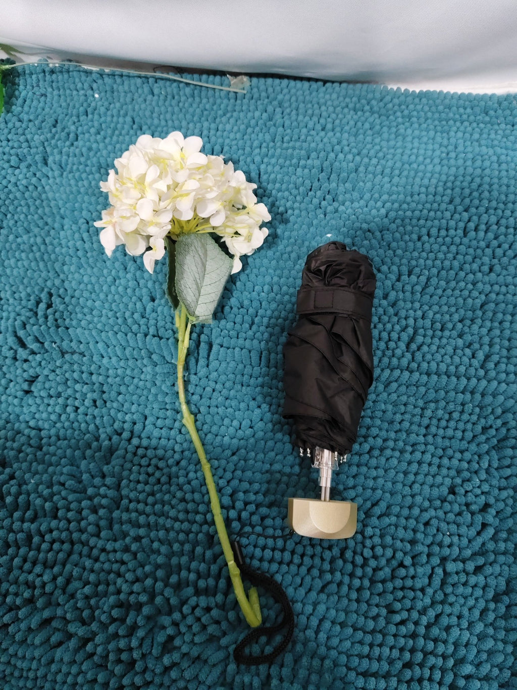 Parapluie UV Automatique Mini Slim avec 6 Baleines - Compact et Élégant - IVOIRART.COM