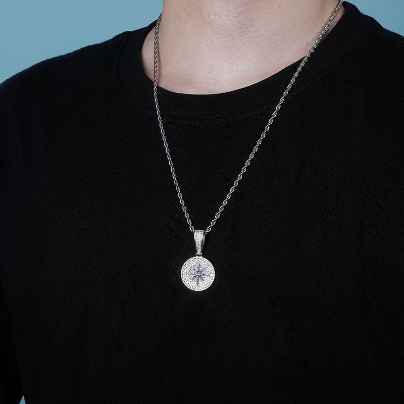 Pendentif Boussole en Zircon Complet Style Hip - Hop, Chaîne 61 cm Or/Argent - IVOIRART.COM