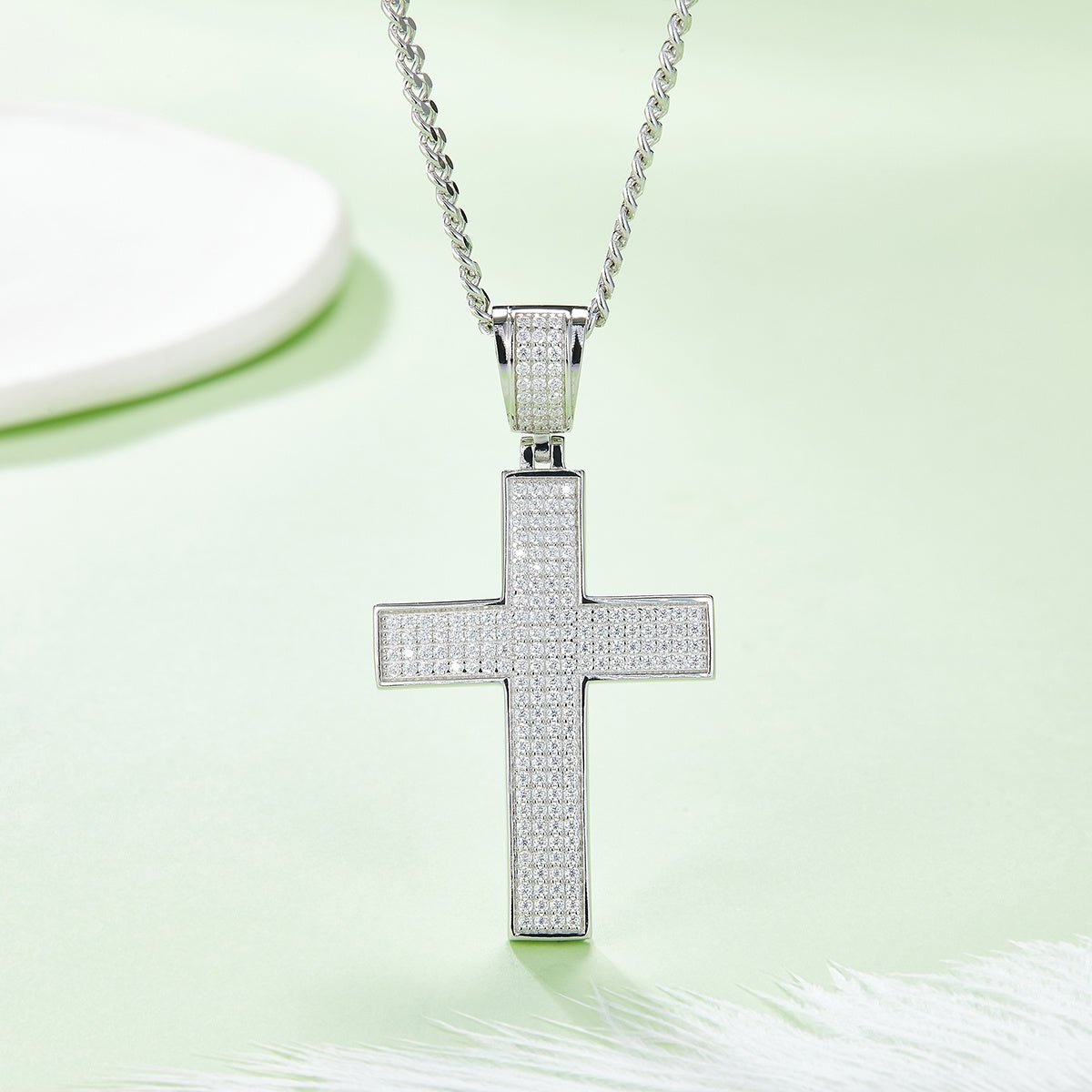 Pendentif Croix Givrée Moissanite 200pcs Couleur D VVS1 Argent Massif S925 9,8g - IVOIRART.COM