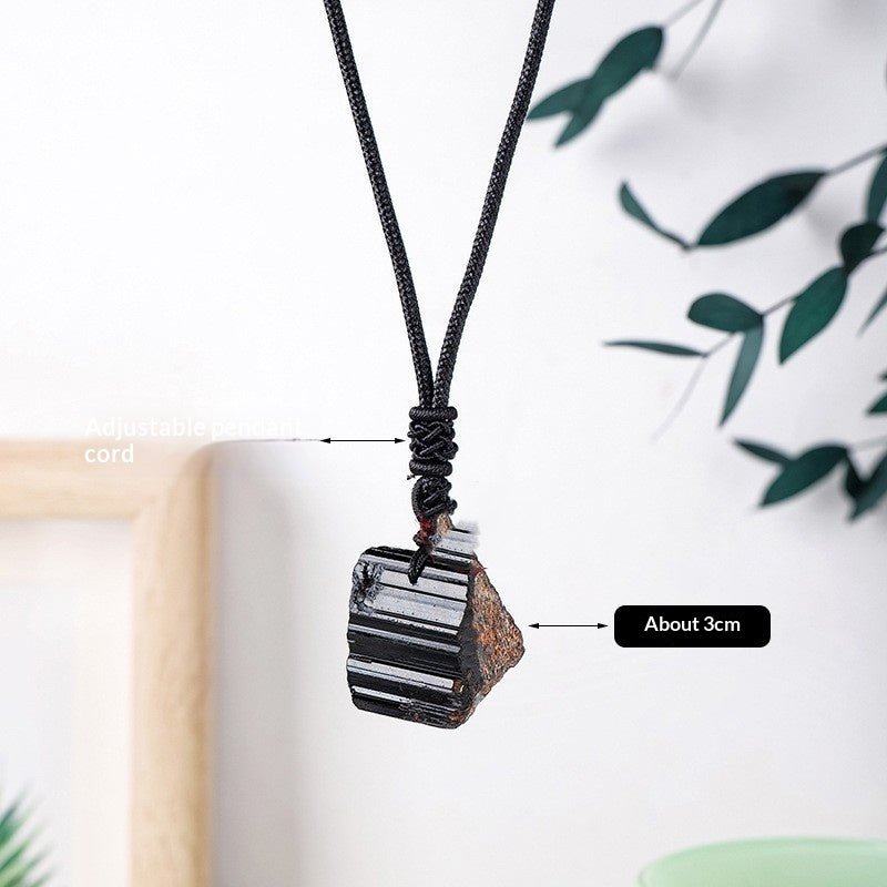 Pendentif naturel en tourmaline noire, bijou protecteur élégant et authentique - IVOIRART.COM