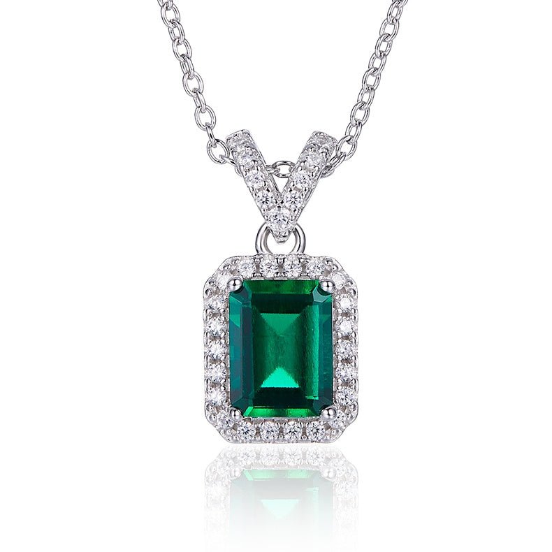 Pendentif S925 Argent plaqué platine, Émeraude synthétique 8x6mm, Halo 1.2gVbail - IVOIRART.COM