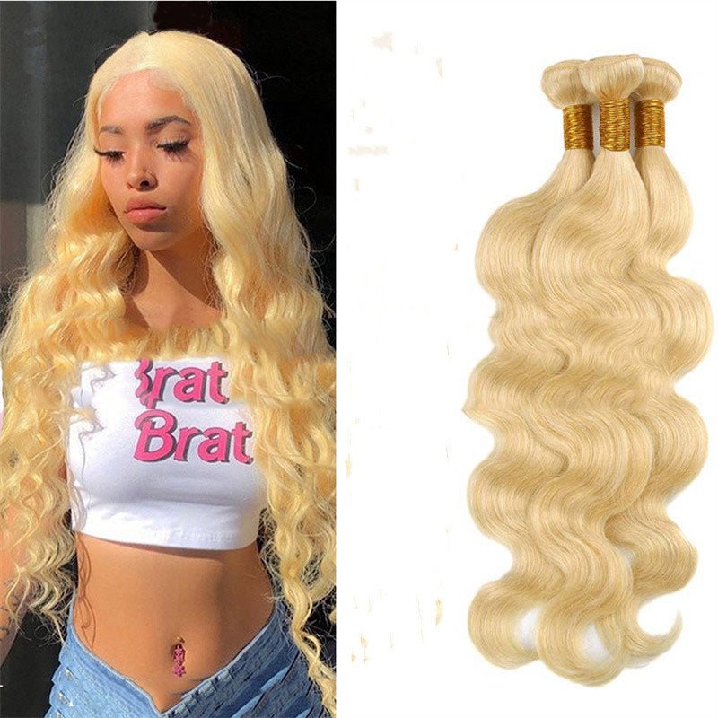 Perruque en Soie Synthétique Ondulée Type Cascade 613 Blonde Clair Résistante - IVOIRART.COM