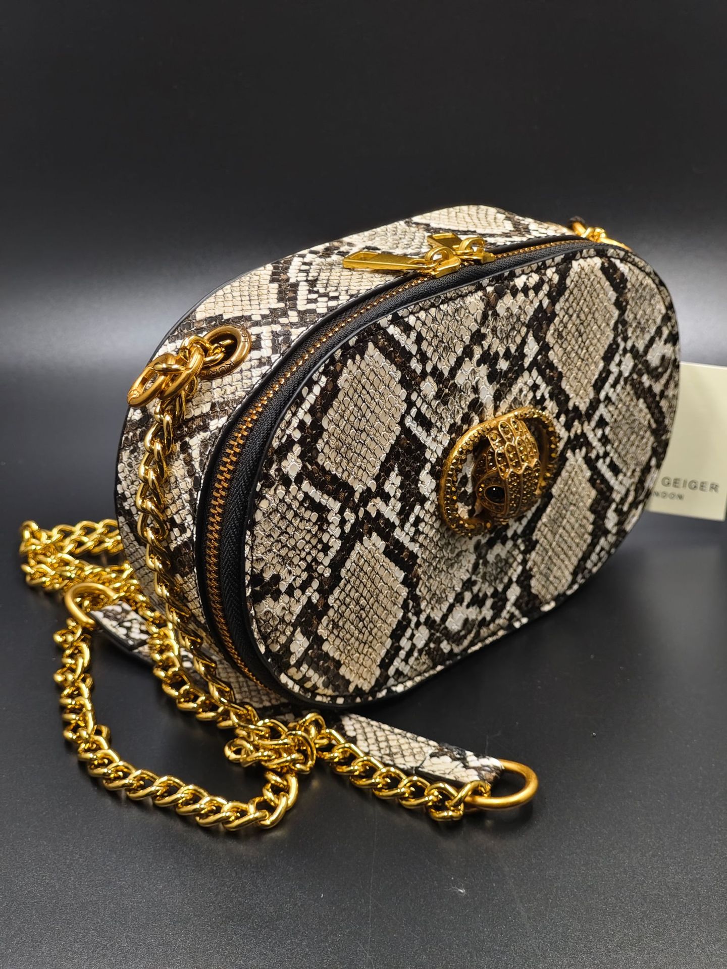 Petit sac design de niche à bandoulière et en travers 21x14x7 cm cuir synthétique - IVOIRART.COM