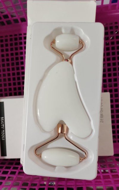 Pierre de Gua Sha pour Massage du Visage et Élimination des Rides Effet Liftant - IVOIRART.COM