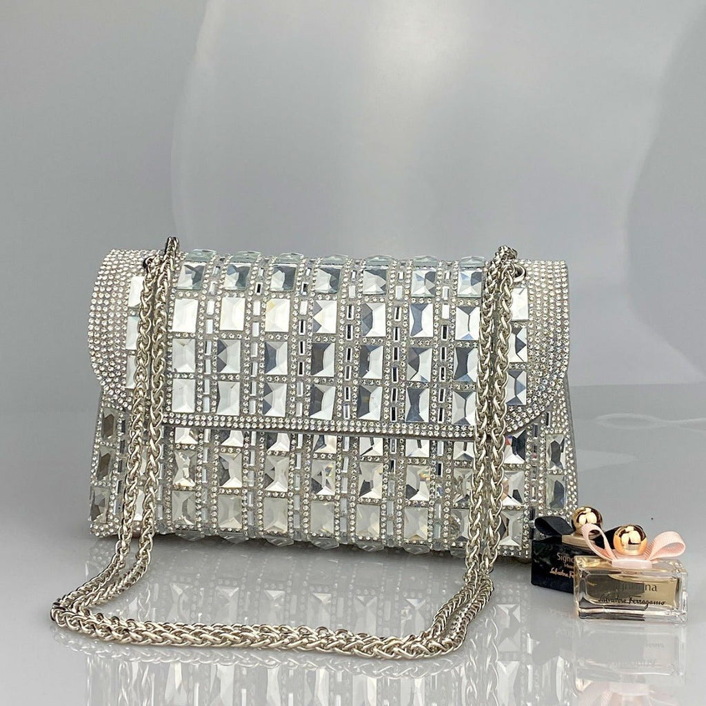 Pochette chaîne strass en verre brillant - Clutch élégant pour soirée chic luxe! - IVOIRART.COM