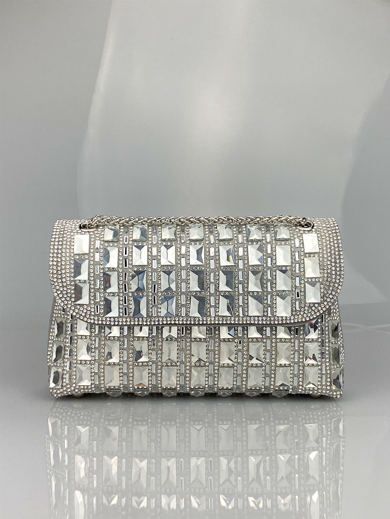 Pochette chaîne strass en verre brillant - Clutch élégant pour soirée chic luxe! - IVOIRART.COM