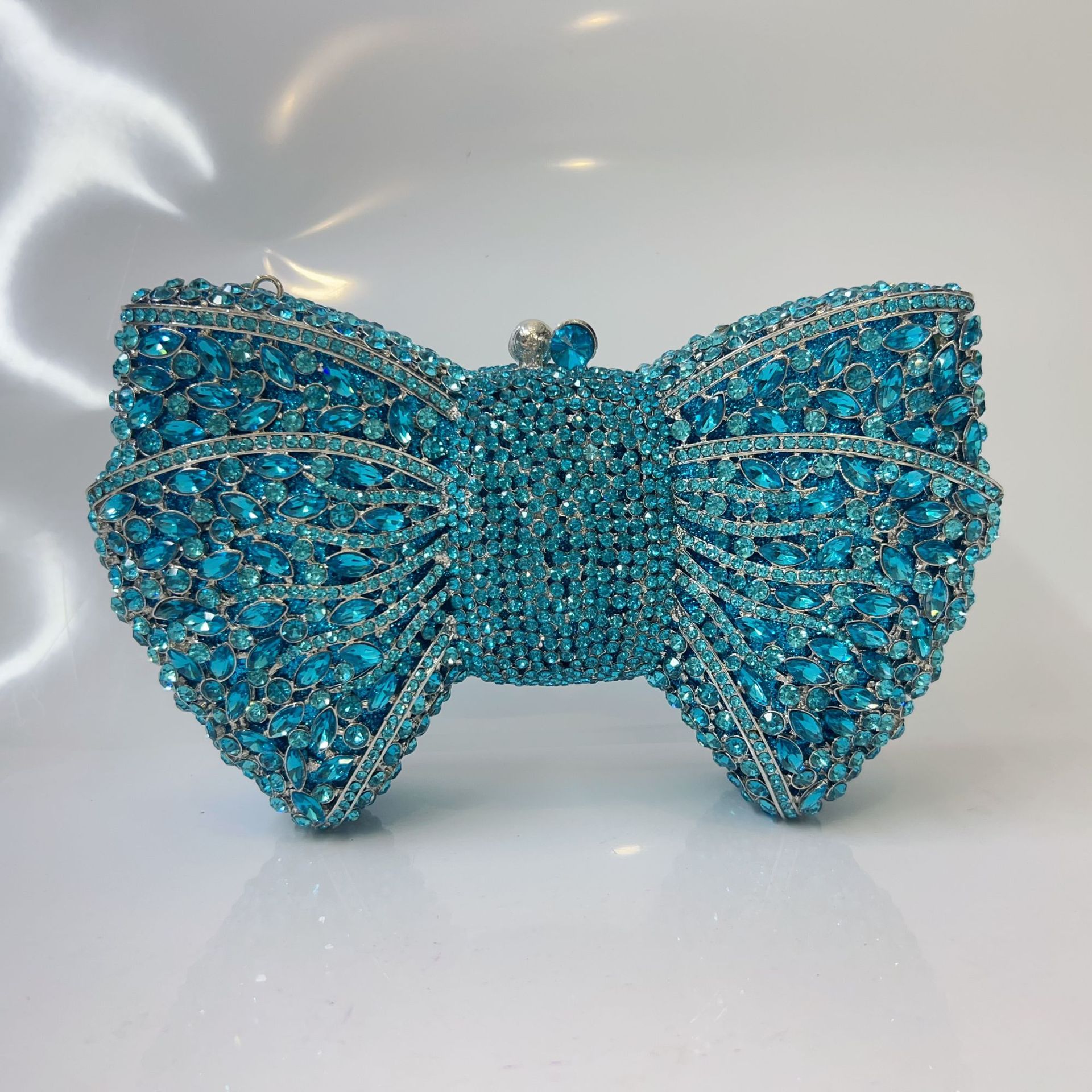 Pochette de Soirée Noeud avec Diamants Sac à Main Cristaux Élégant et Raffiné - IVOIRART.COM