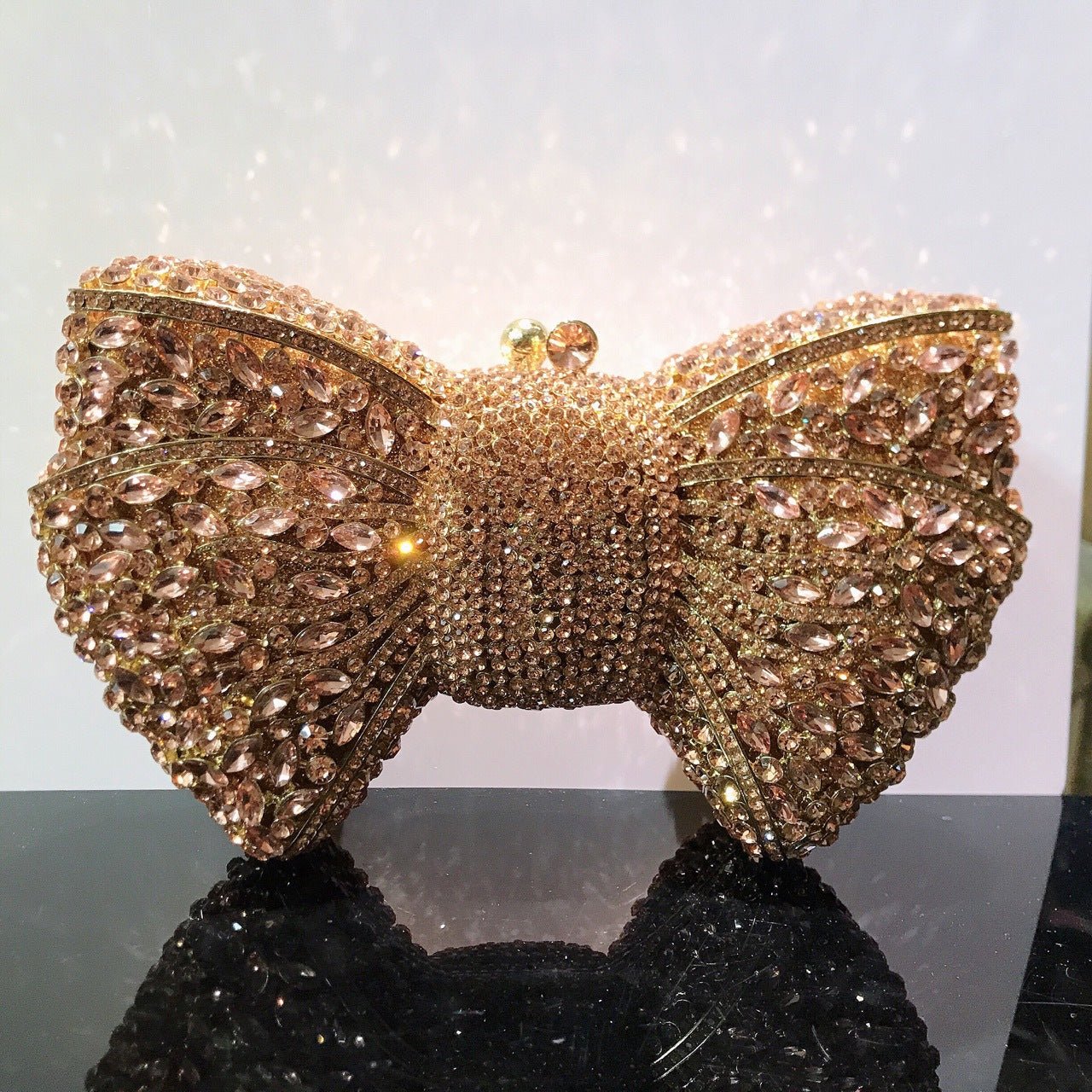 Pochette de Soirée Noeud avec Diamants Sac à Main Cristaux Élégant et Raffiné - IVOIRART.COM