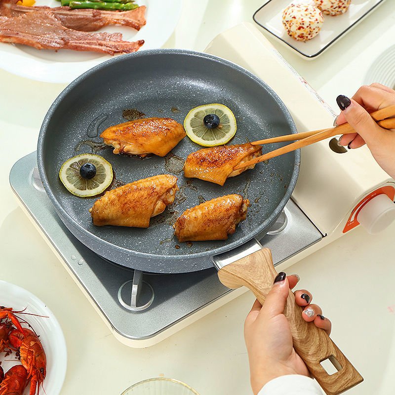 Poêle à frire en maifanite avec fond plat, steak, crêpe et wok pour sauter - IVOIRART.COM