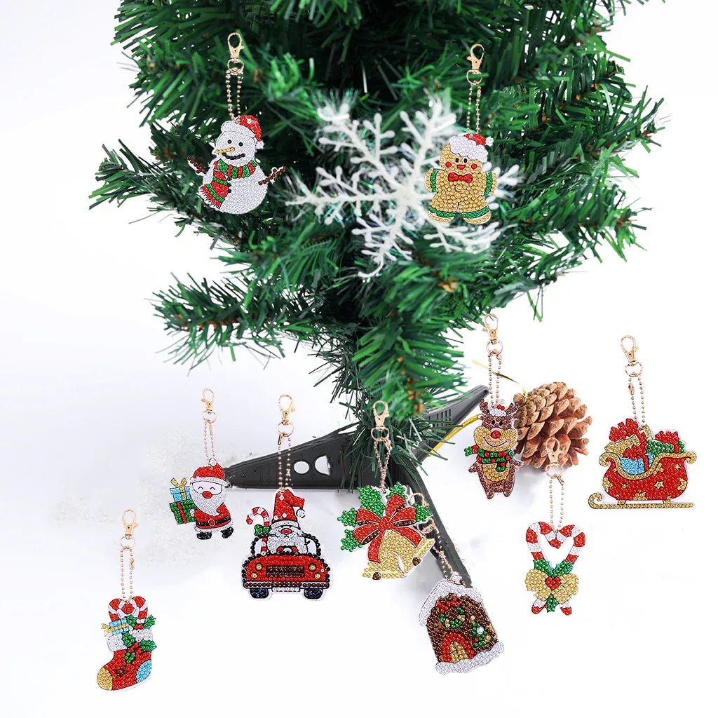 Porte - clés Vieux Gnome de Noël, Accessoire Festif et Stylé pour Clés - IVOIRART.COM