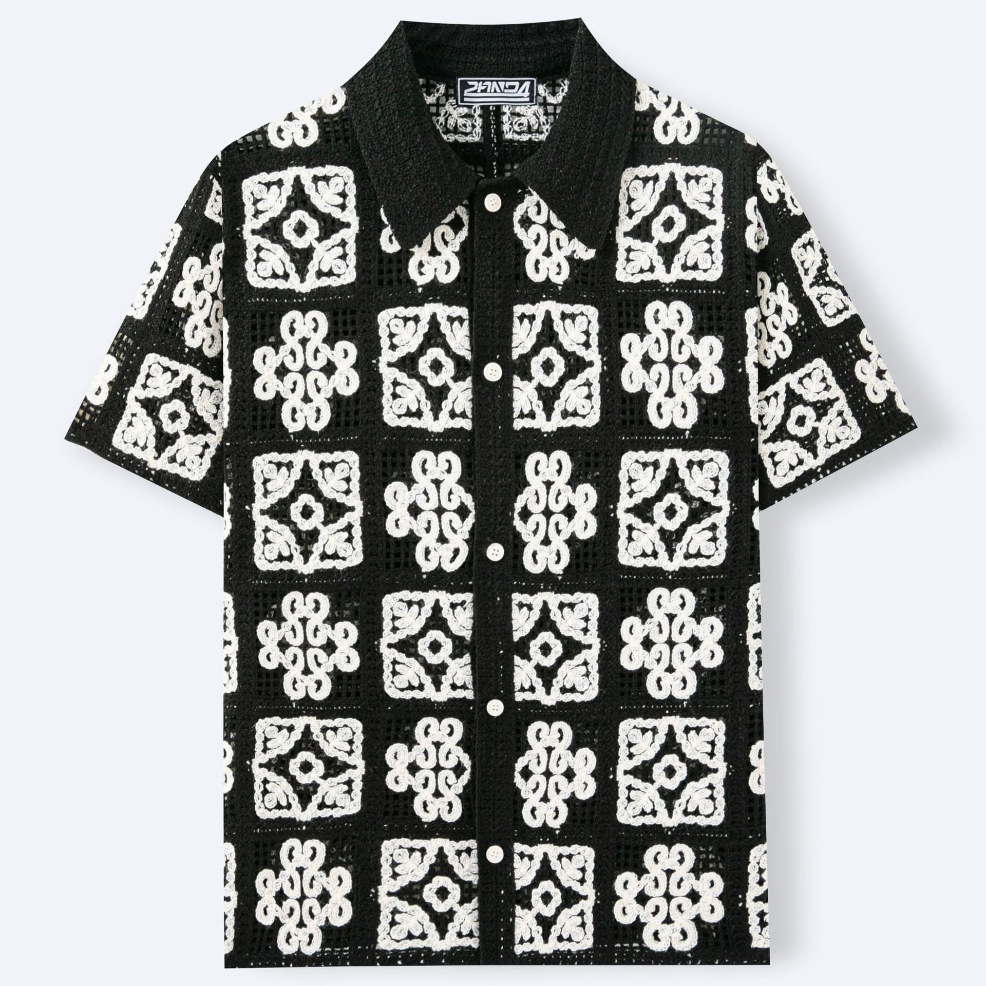 Pull Homme Noir et Blanc à Carreaux avec Bloc de Couleurs et Tricot ajouré au Crochet - IVOIRART.COM