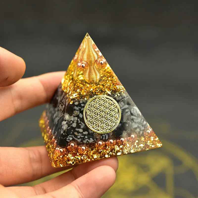 Orgone Pyramid Benefits: Reiki Orgonite Chakra Balancing Tool for Energy Healing - IVOIRART.COM
