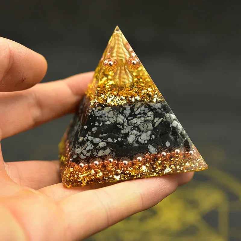 Orgone Pyramid Benefits: Reiki Orgonite Chakra Balancing Tool for Energy Healing - IVOIRART.COM