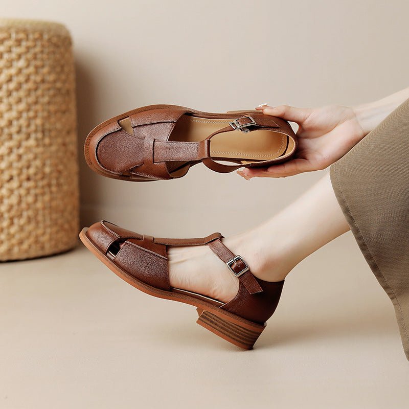 Retro Flat Bottom Women's Sandals Hollowed Toe Box - IVOIRART.COM