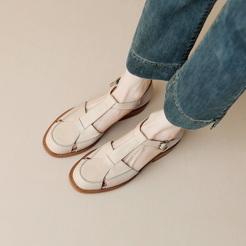 Retro Flat Bottom Women's Sandals Hollowed Toe Box - IVOIRART.COM