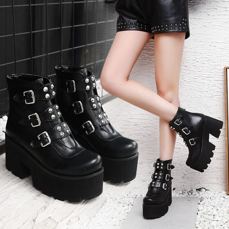 Rivet belt buckle zipper ankle boots - IVOIRART.COM