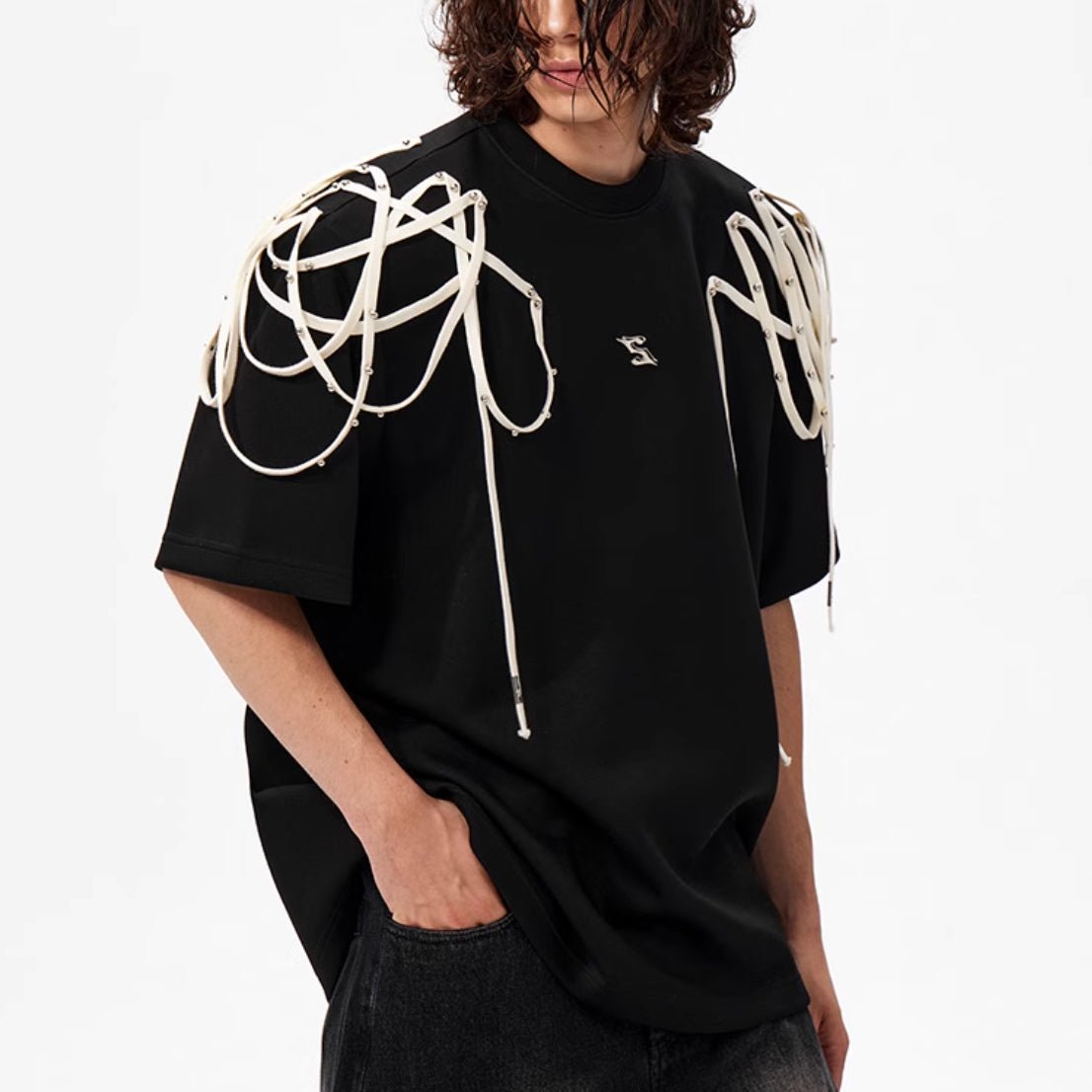 Rivet Ribbon Padded Shoulder Short-sleeved T-shirt - IVOIRART.COM